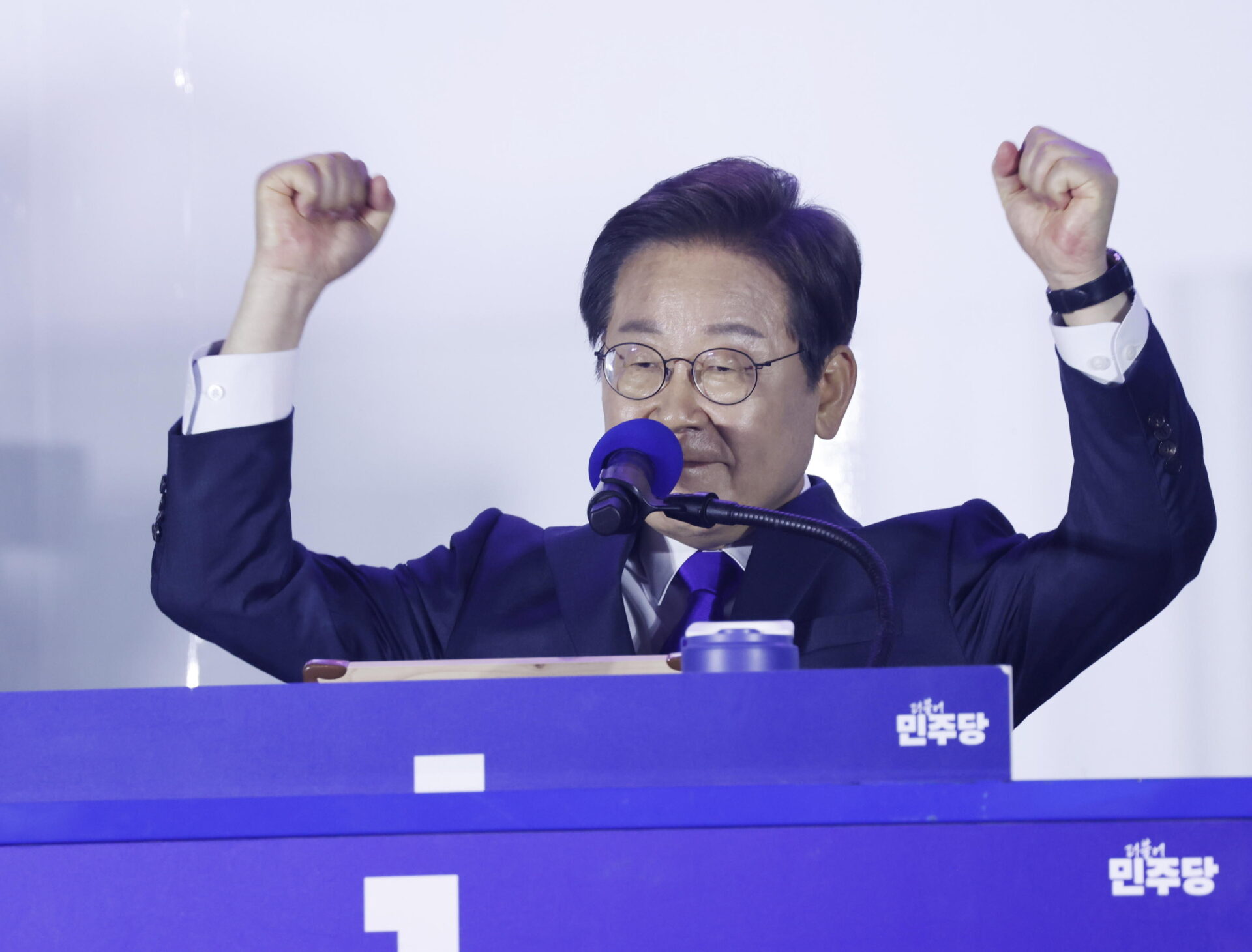 dall attaccabrighe di sinistra all anti femminista le elezioni in corea del sud e la nuova era lee