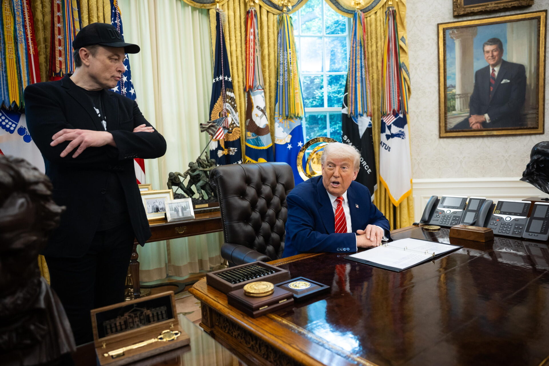 Elon Musk si allontana dal governo: critiche al piano di spesa di Trump