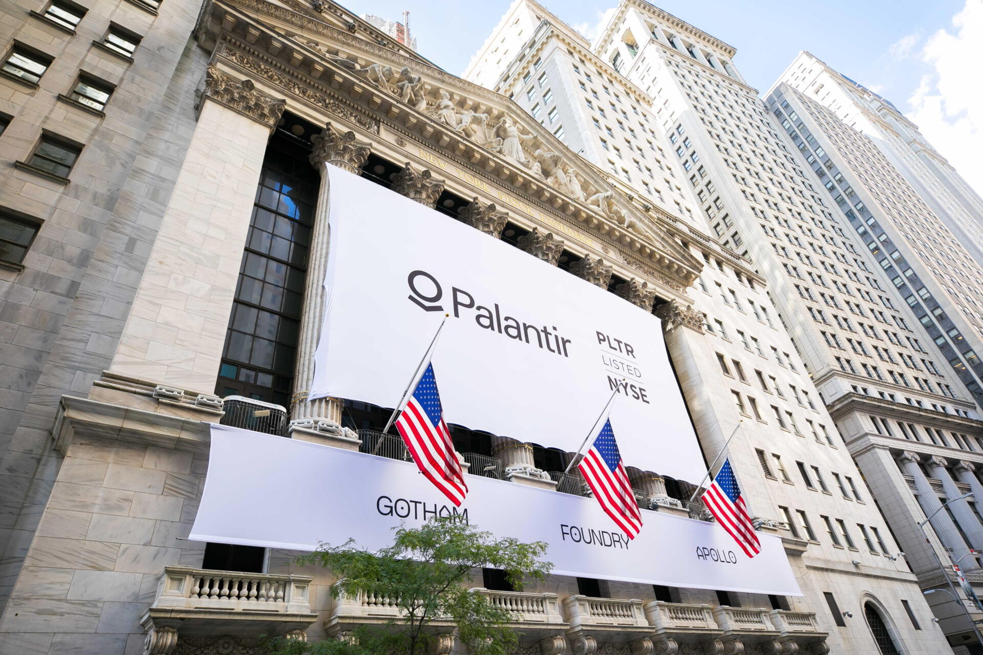 Palantir, i malumori della base di Trump e la sorveglianza di massa Palantir, i malumori della base di Trump e la sorveglianza di massa