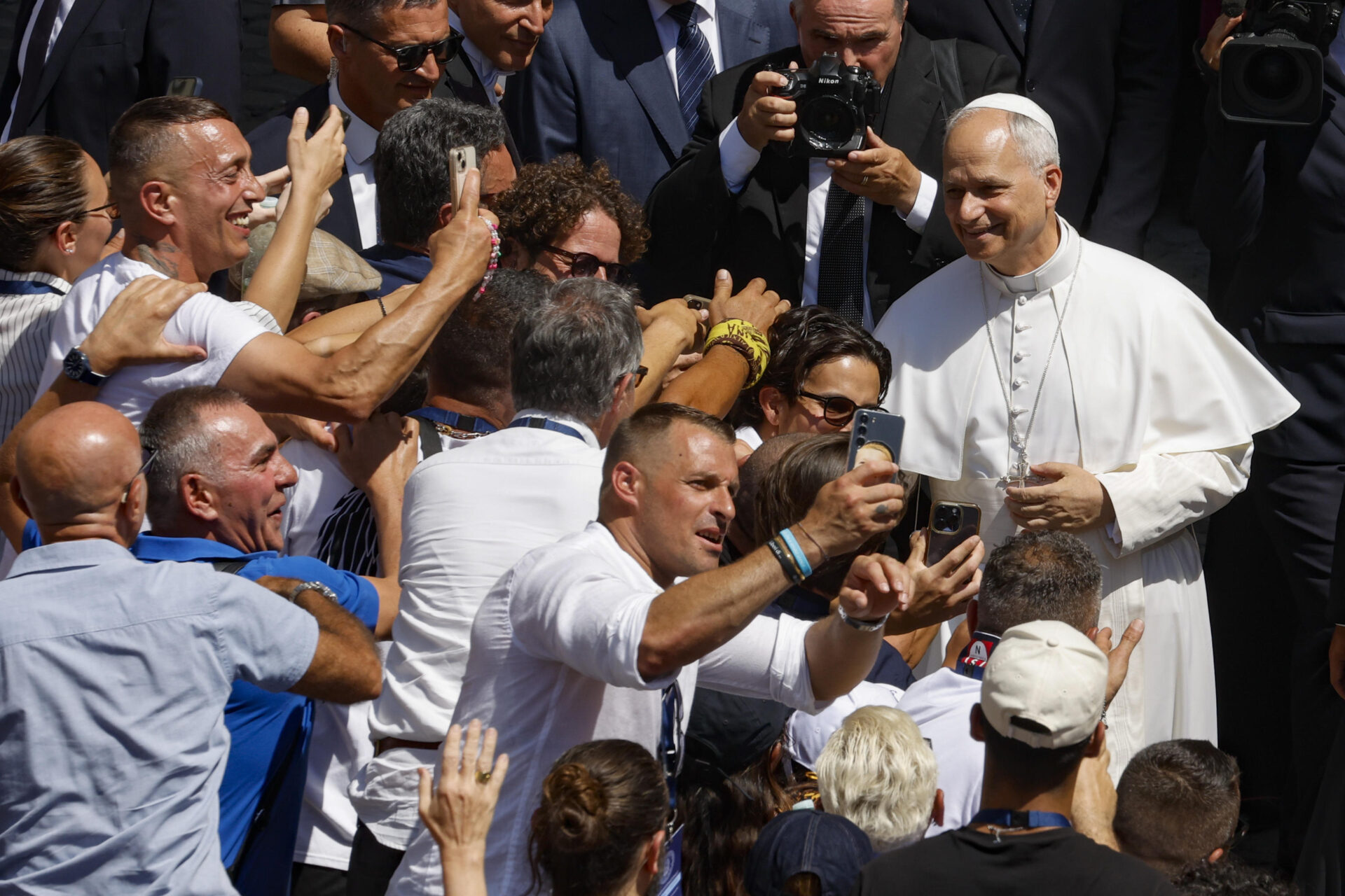I cristiani perseguitati e la “falsa propaganda del riarmo”: il grido di pace di Leone XIV I cristiani perseguitati e la “falsa propaganda del riarmo”: il grido di pace di Leone XIV