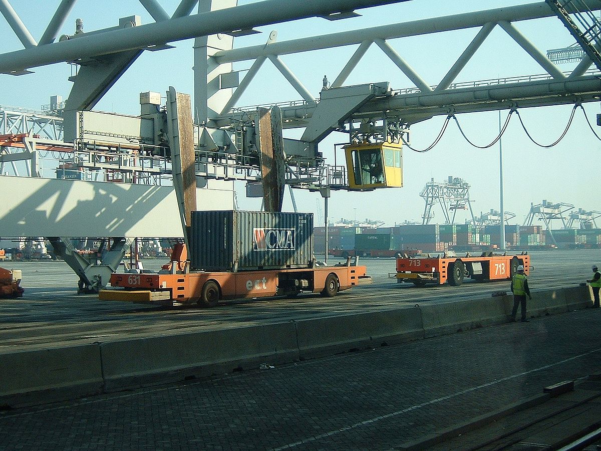 Da Rotterdam a Genova, i porti europei diventano (anche) basi militari Da Rotterdam a Genova, i porti europei diventano (anche) basi militari