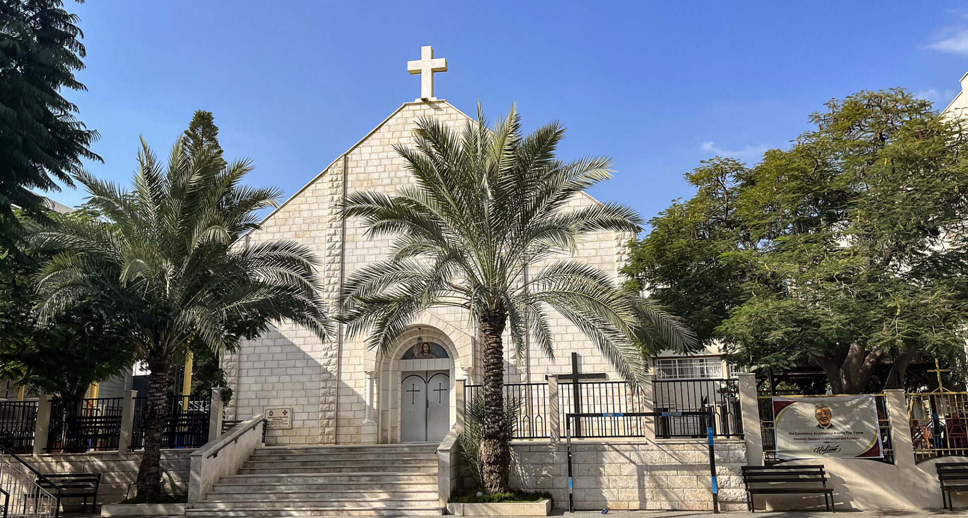 gaza le bombe sulla sacra famiglia