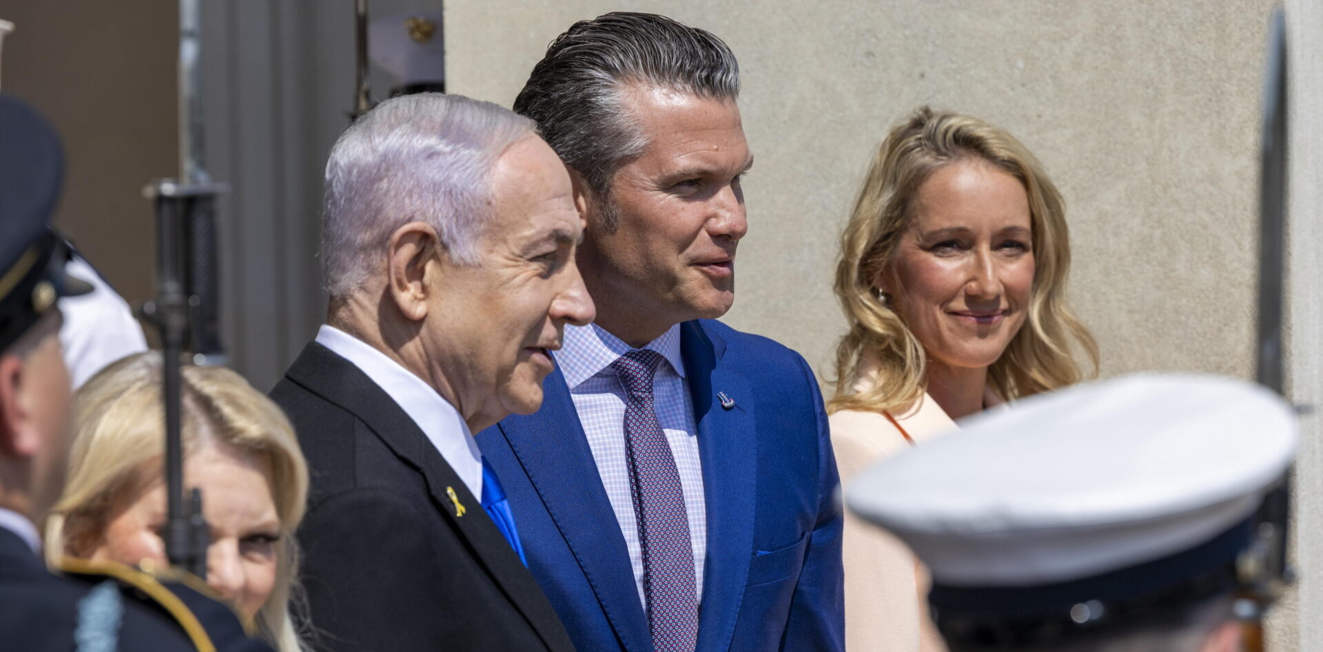 InsideUsa: Il declino del sostegno a Israele e il trionfo dei dazi americani InsideUsa: Il declino del sostegno a Israele e il trionfo dei dazi americani