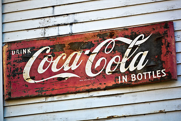 Make Coke Great Again: la battaglia di Trump per la Coca Cola delle origini Make Coke Great Again: la battaglia di Trump per la Coca Cola delle origini