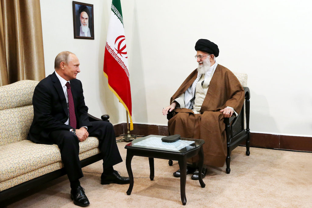Mosca e Teheran sempre alleate ma… L’Iran chiede aiuto, Mosca ora tentenna Mosca e Teheran sempre alleate ma… L’Iran chiede aiuto, Mosca ora tentenna