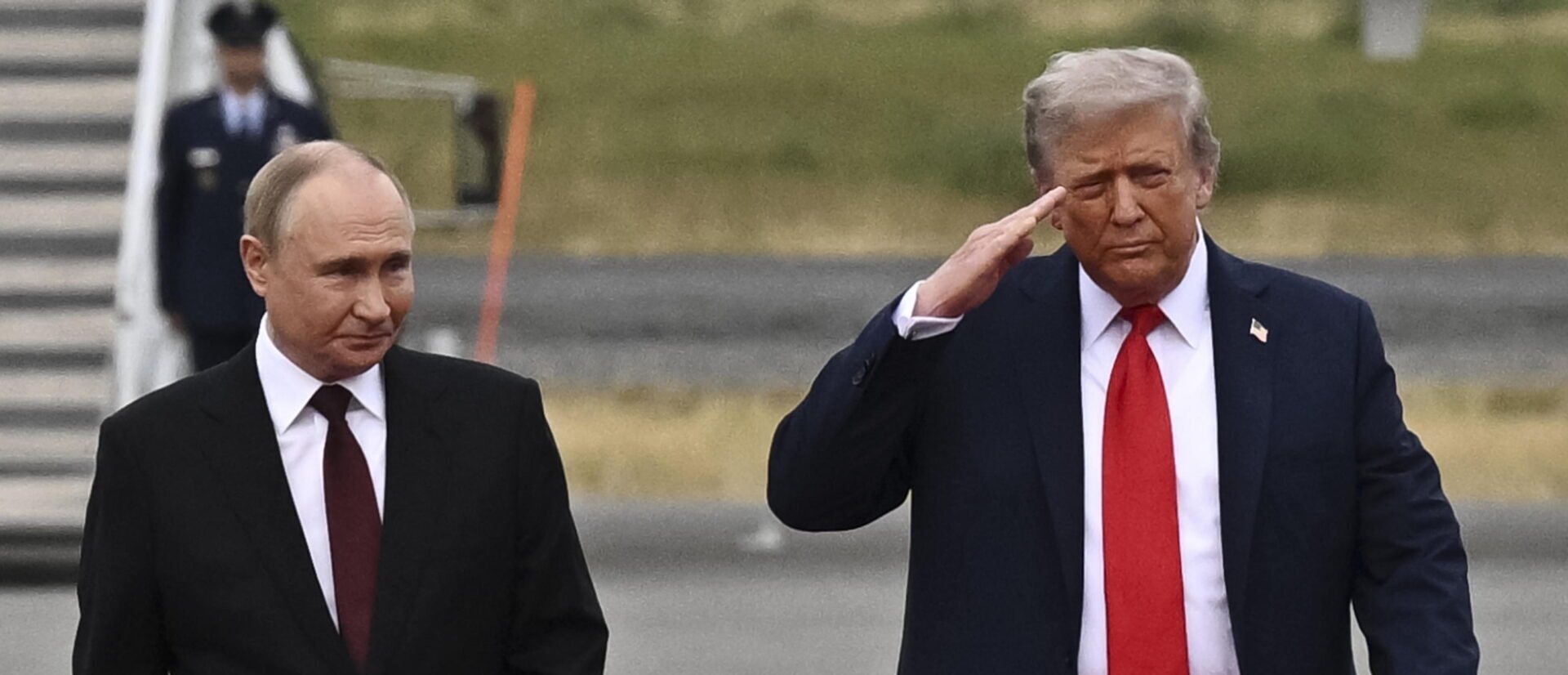 Putin Trump, le immagini di un summit storico