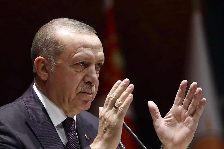 Il grande gioco della Turchia per essere ponte tra Nato e Russia Il grande gioco della Turchia per essere ponte tra Nato e Russia