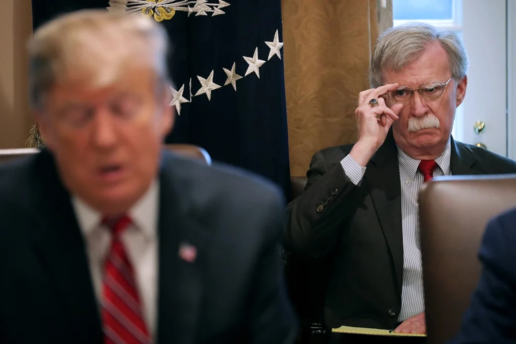 La guerra di Trump allo stato profondo interessa la politica estera Usa La guerra di Trump allo stato profondo interessa la politica estera Usa