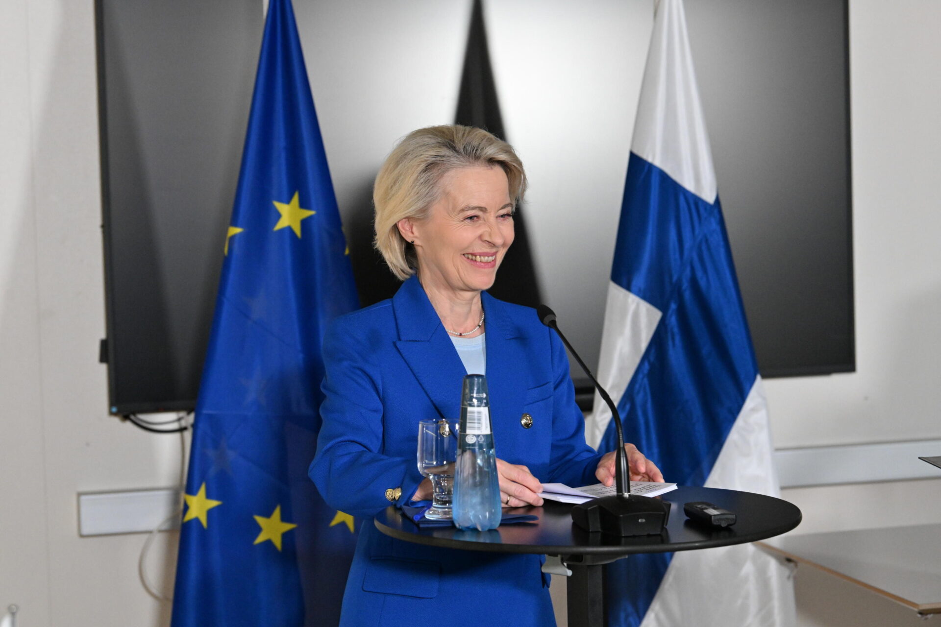 Le incerte garanzie di sicurezza di Von der Leyen a Kiev: truppe europee sì ma senza gli Usa non si fa nulla Le incerte garanzie di sicurezza di Von der Leyen a Kiev: truppe europee sì ma senza gli Usa non si fa nulla