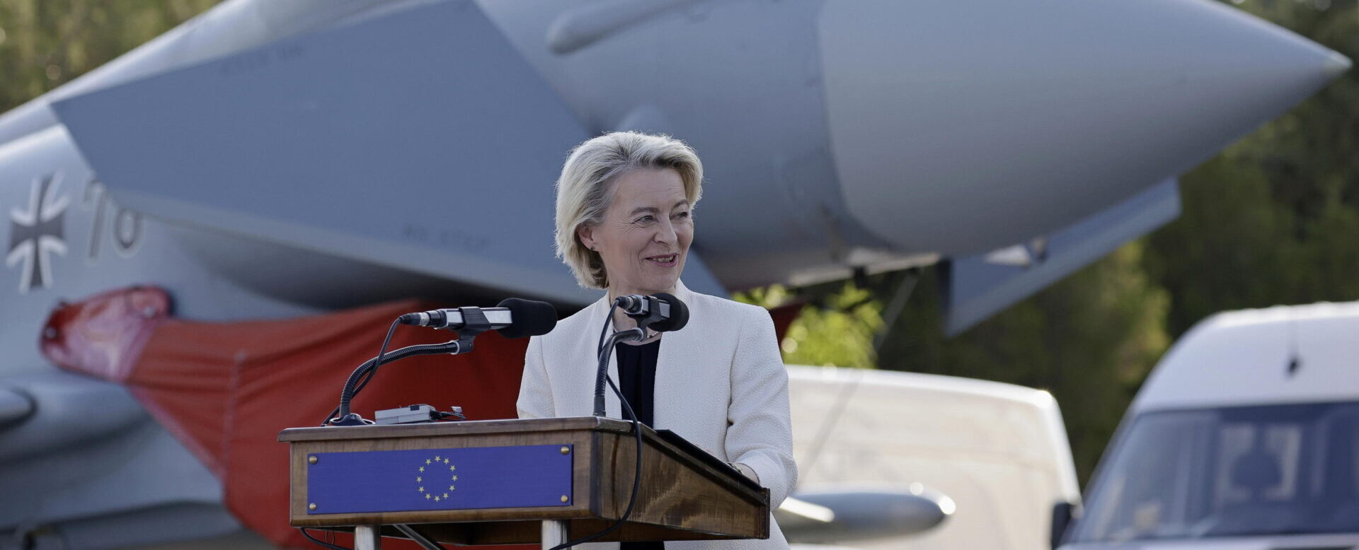 Il GPS di Ursula? La Russia non c’entra, Flightradar e l’esperto Stephen Bryen spiegano perché è una (mediocre) fake news Il GPS di Ursula? La Russia non c’entra, Flightradar e l’esperto Stephen Bryen spiegano perché è una (mediocre) fake news