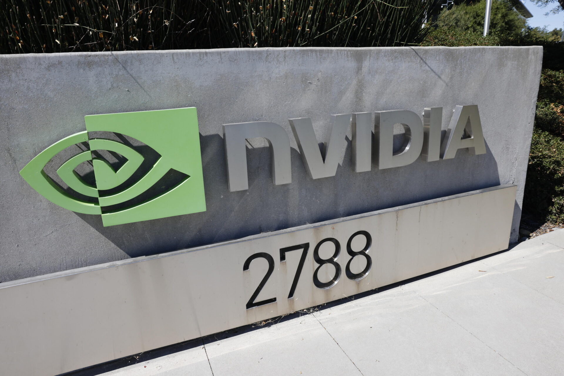 Anche da Nvidia 100 miliardi per OpenAI: la bolla dell’intelligenza artificiale continua a gonfiarsi