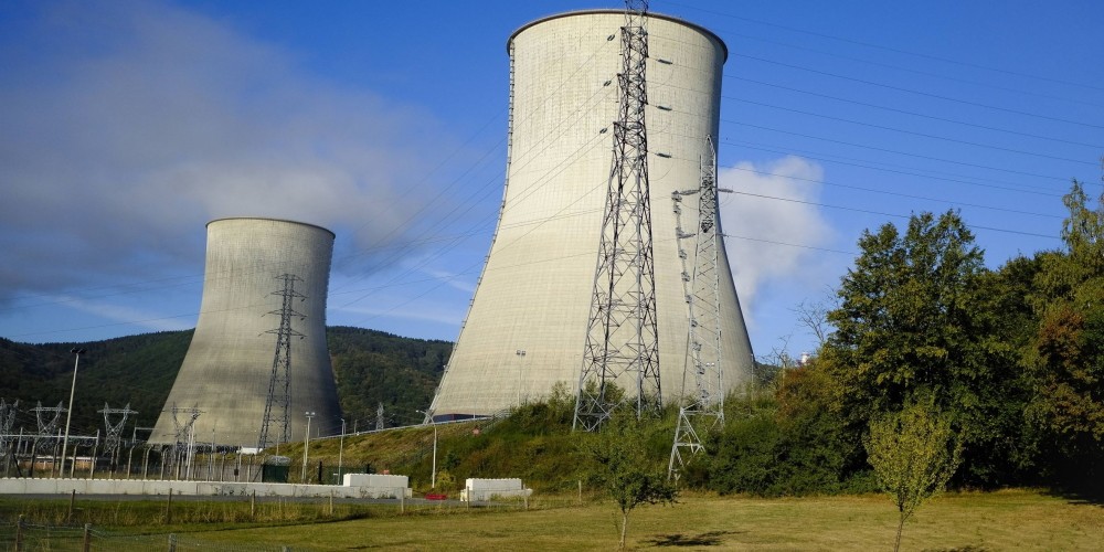 Polonia, in arrivo i primi reattori modulari d’Europa: così Varsavia inaugura la nuova era del nucleare