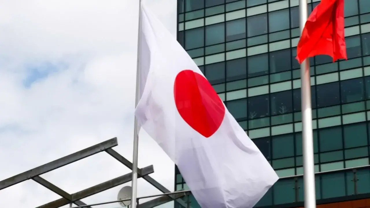 tokyo e mosca nervi tesi