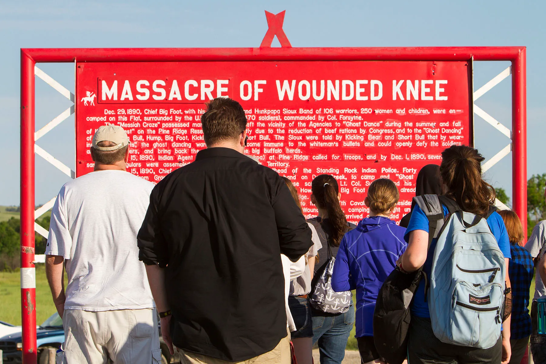 Dal massacro dei Sioux a quello dei palestinesi, la legge del più forte e la distribuzione di medaglie