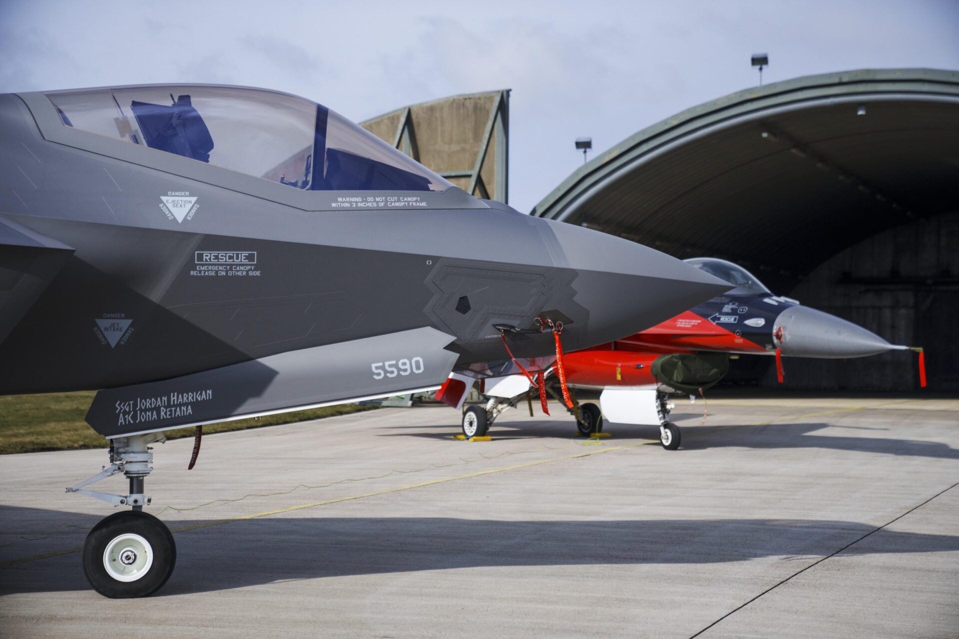 Difendere la Groenlandia? Si, ma con gli F 35 Usa. Il paradosso della Danimarca Difendere la Groenlandia? Si, ma con gli F 35 Usa. Il paradosso della Danimarca