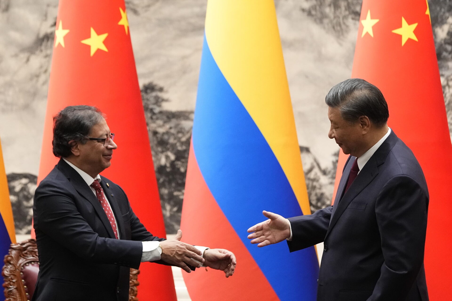 Perché la Colombia si smarca dagli Usa per avvicinarsi alla Cina