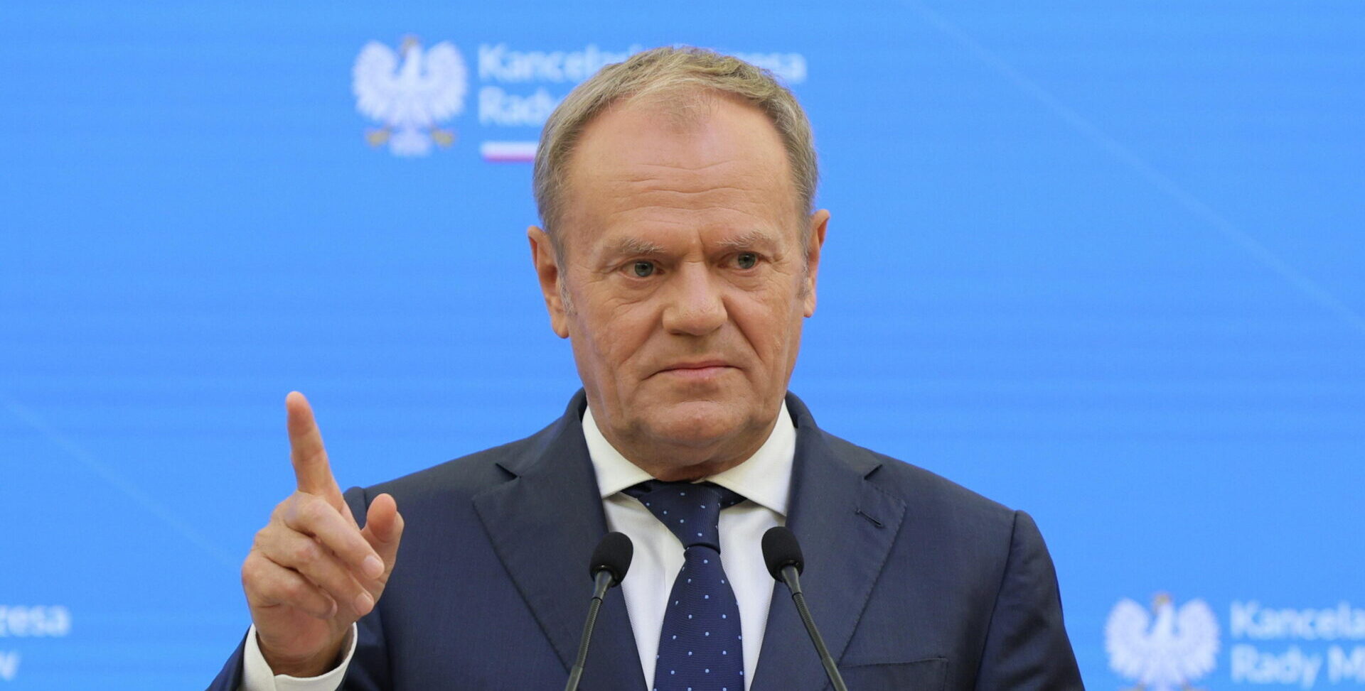 Donald Tusk giustifica il sabotaggio del Nord Stream e fa muro con i giudici tedeschi: scoppia il caso Donald Tusk giustifica il sabotaggio del Nord Stream e fa muro con i giudici tedeschi: scoppia il caso
