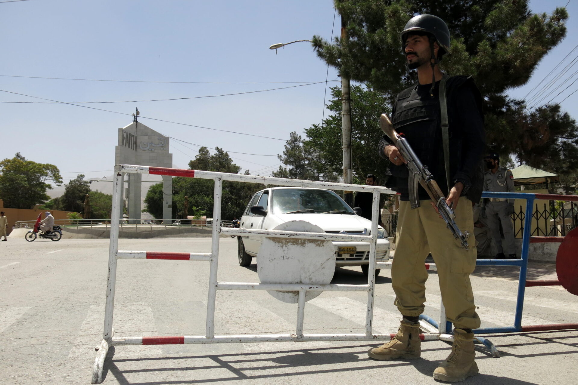 il pakistan ha una spina nel fianco i talebani