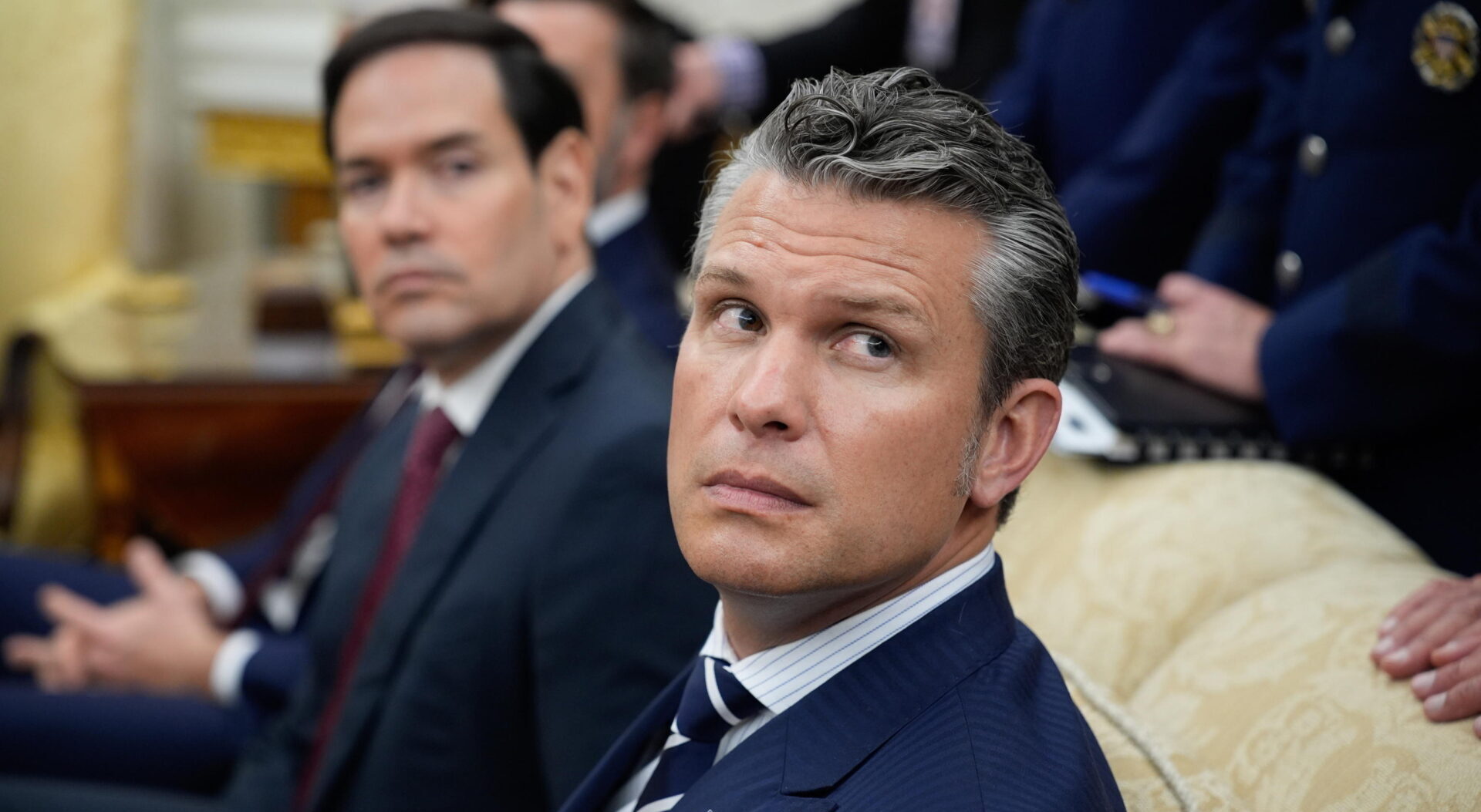 La stretta di Hegseth sul Pentagono: sanzioni e licenziamenti per i commenti su Kirk La stretta di Hegseth sul Pentagono: sanzioni e licenziamenti per i commenti su Kirk