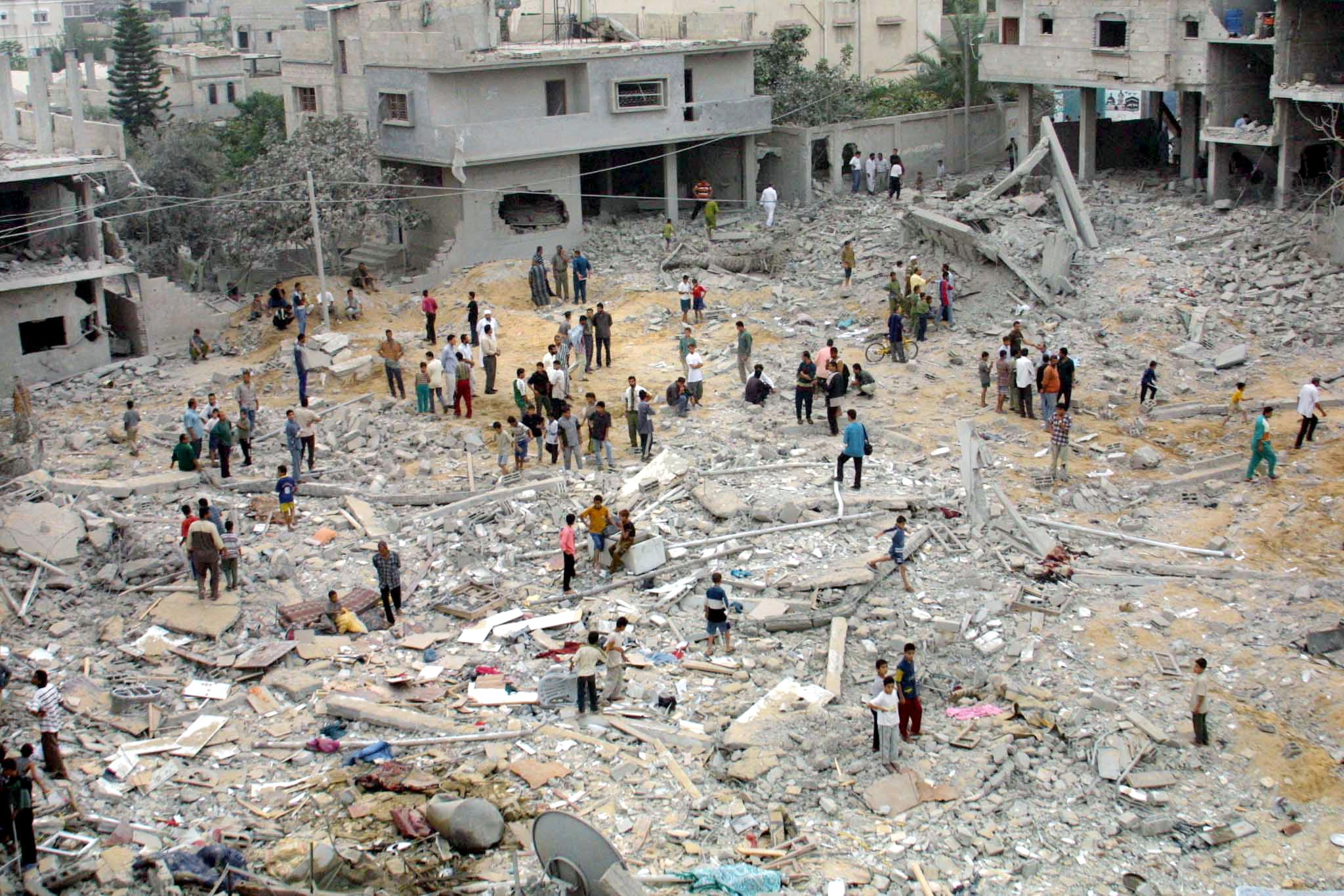 Gaza ridotta in polvere e veleno: una guerra che condizionerà intere generazioni Gaza ridotta in polvere e veleno: una guerra che condizionerà intere generazioni