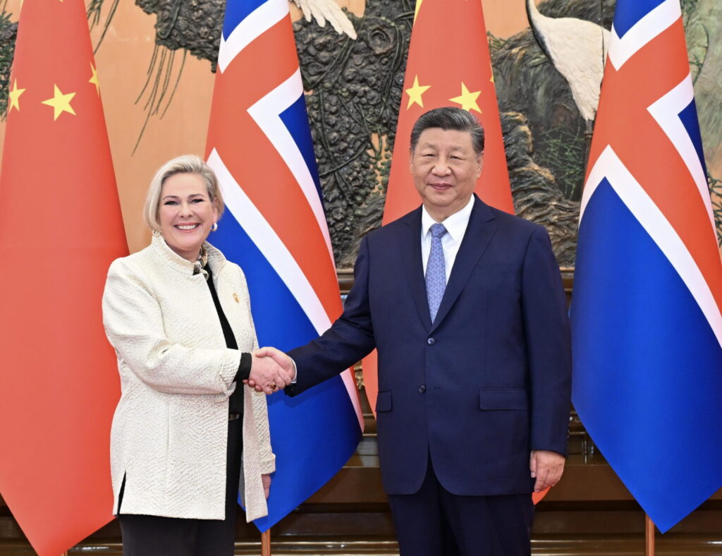 hinese President Xi Jinping (R) meets with President of Iceland Halla Tomasdottir, who is in Beijing for the Global Leaders' Meeting on Women, at the Great Hall of the People in Beijing, China, 14 October 2025