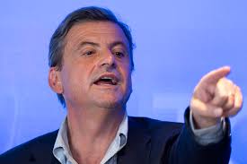 pinocchio calenda non conta niente ma quelli che lo applaudono s236 e vogliono la censura