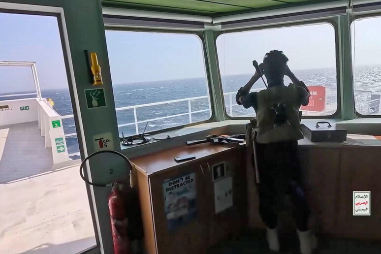 La guerra invisibile dei cavi: il Mar Rosso al centro di una sfida strategica globale