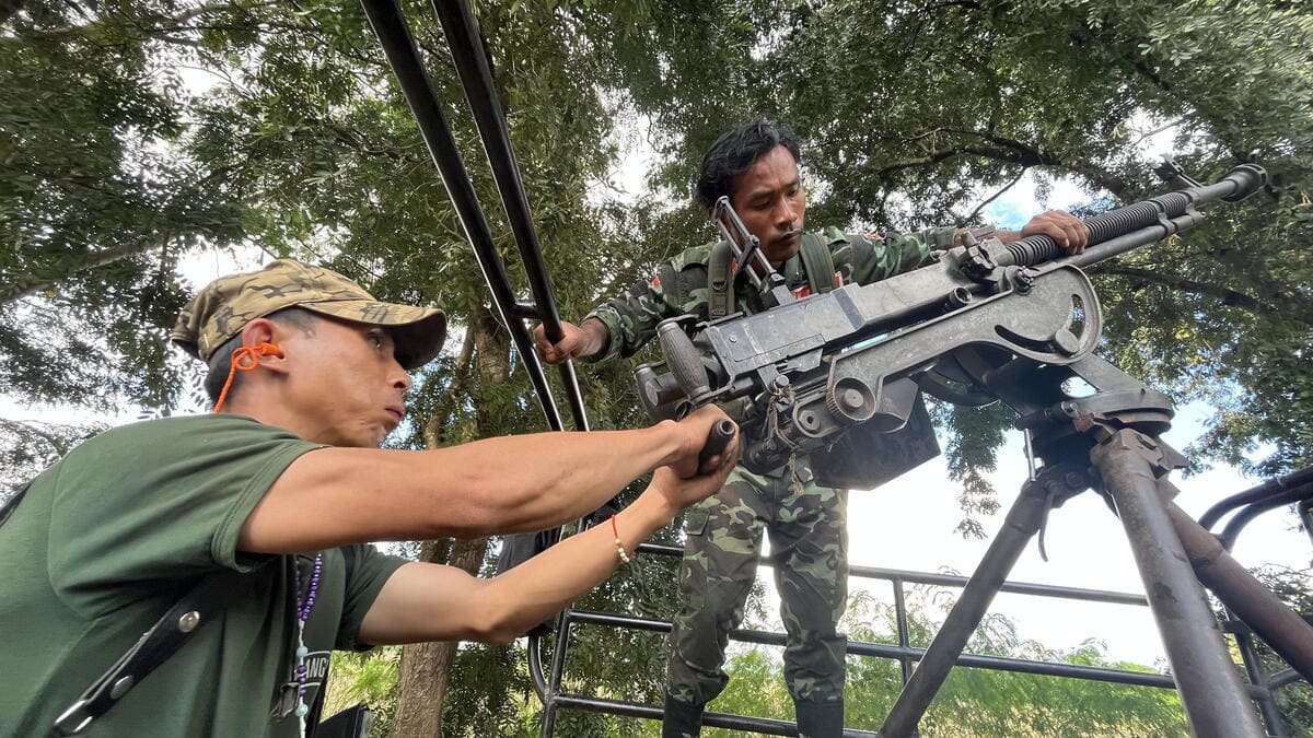 Myanmar, l’opposizione si organizza: una nuova intelligence per radunare i gruppi armati etnici Myanmar, l’opposizione si organizza: una nuova intelligence per radunare i gruppi armati etnici