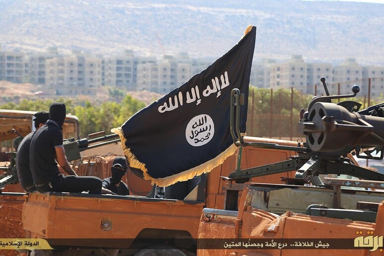 La Siria post Assad è nel caos e ora ritorna anche l’Isis La Siria post Assad è nel caos e ora ritorna anche l’Isis