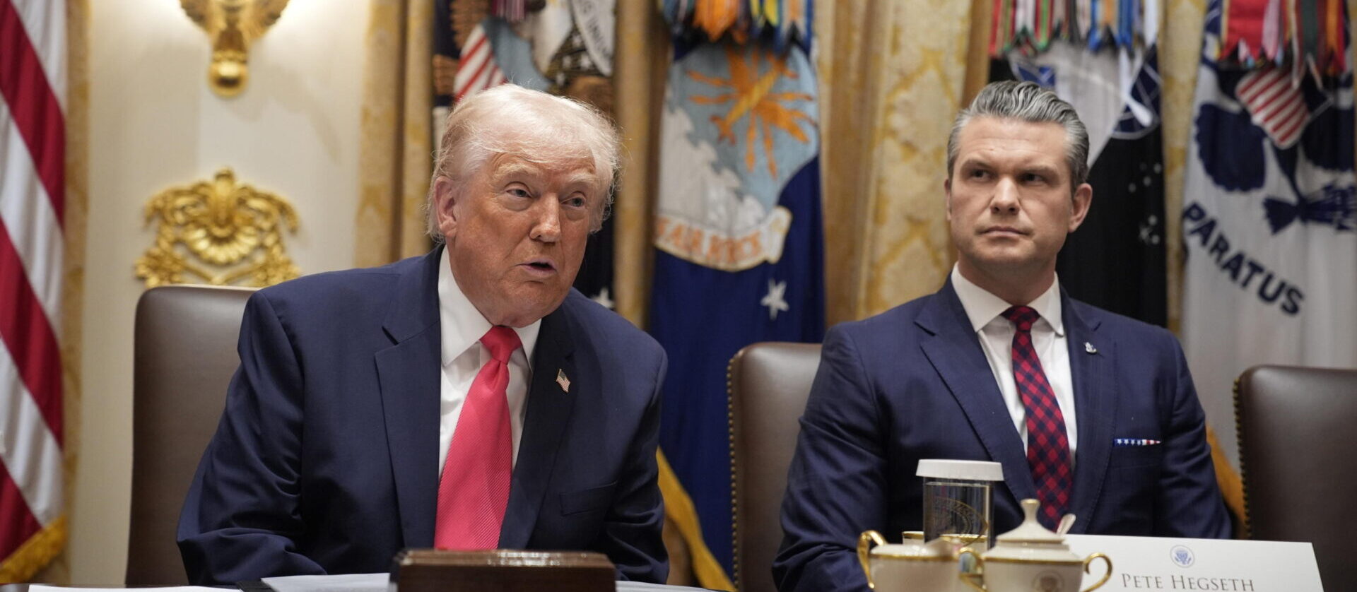 Signalgate, l’ispettore del Pentagono accusa Hegseth: “Ha messo a rischio sicurezza soldati Usa”