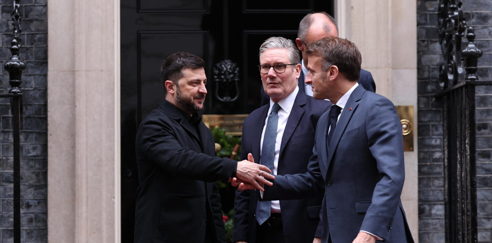 la pace in ucraina 232 possibile ora foreign affairs smonta i bellicisti e appoggia trump da It.insideover.com la pace in ucraina 232 possibile ora foreign affairs smonta i bellicisti e appoggia trump