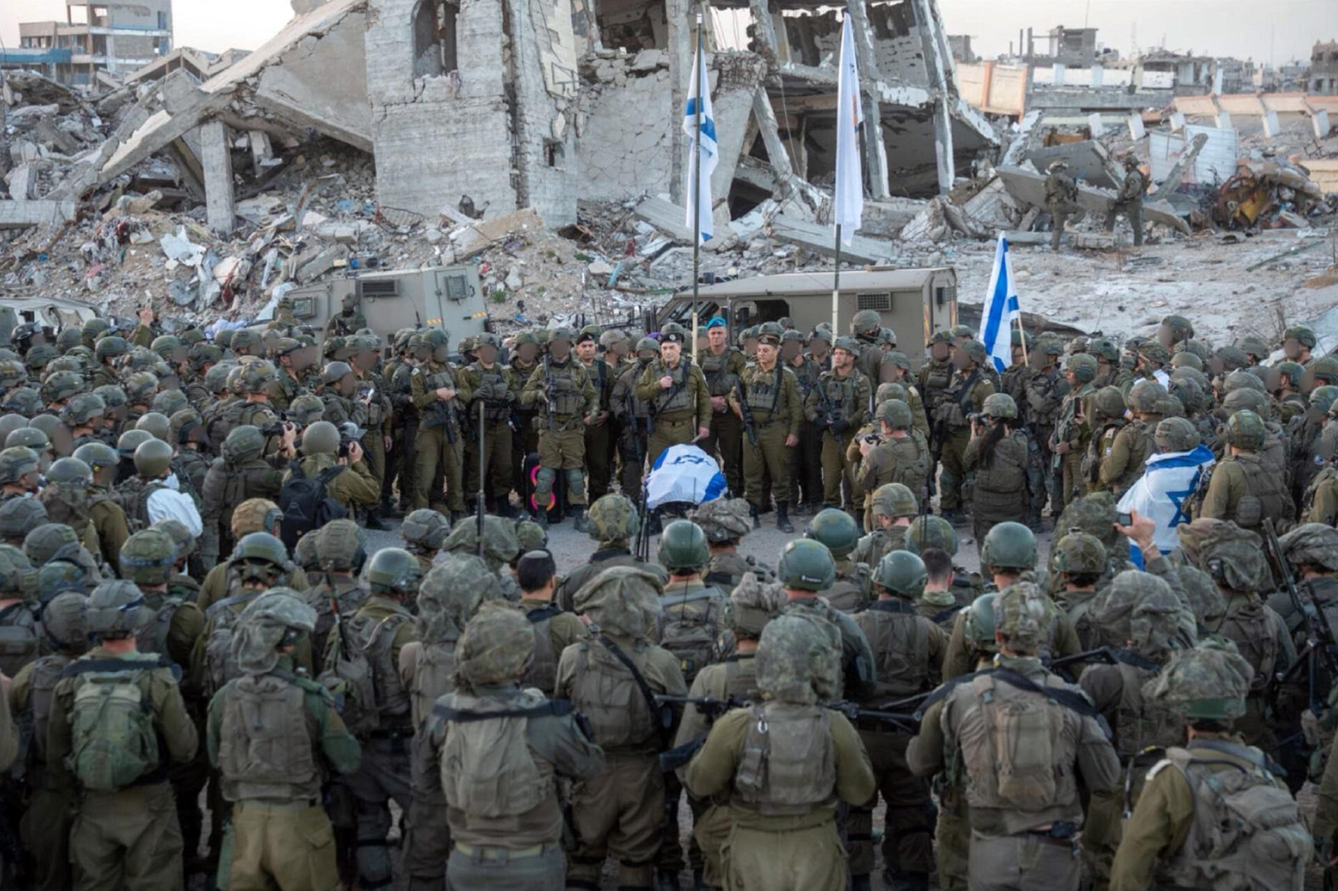 israele d8217accordo con hamas a gaza i morti sono almeno 70 mila imbarazzo per i negazionisti da salotto da It.insideover.com israele d8217accordo con hamas a gaza i morti sono almeno 70 mila imbarazzo per i negazionisti da salotto