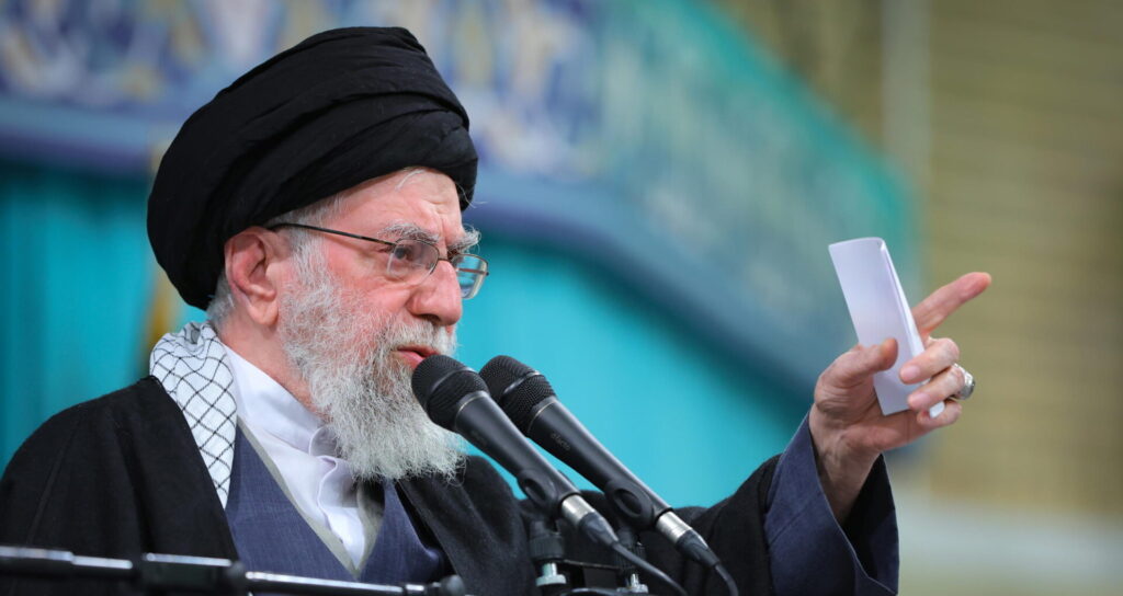 Iran. I negoziati in corso e le misteriose esplosioni per bloccarli