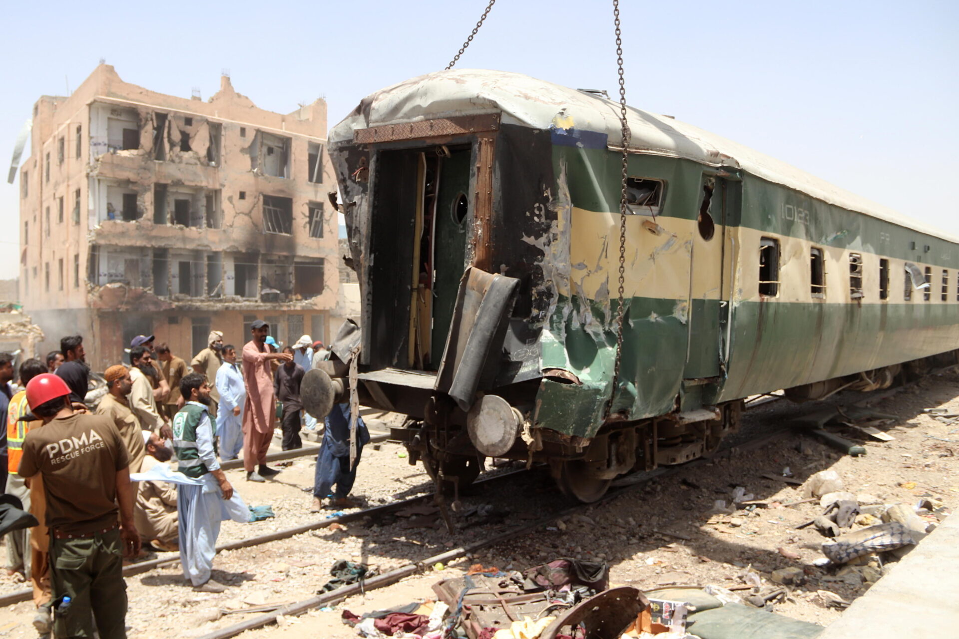 strane coincidenze il pakistan media l8217accordo tra usa e iran riecco il terrorismo 24 soldati morti in balochistan da It.insideover.com strane coincidenze il pakistan media l8217accordo tra usa e iran riecco il terrorismo 24 soldati morti in balochistan