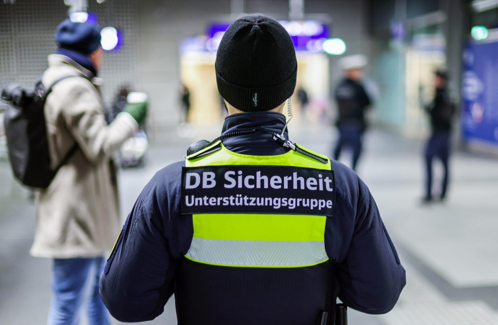 berlino e la guerra ibrida la sicurezza come funzione del sistema economico e sociale da It.insideover.com berlino e la guerra ibrida la sicurezza come funzione del sistema economico e sociale