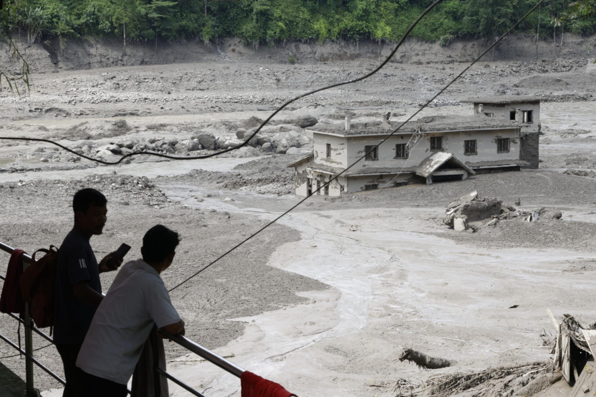dighe centrali autostrade e ferrovie il boom delle infrastrutture che ha stravolto l8217himalaya da It.insideover.com dighe centrali autostrade e ferrovie il boom delle infrastrutture che ha stravolto l8217himalaya