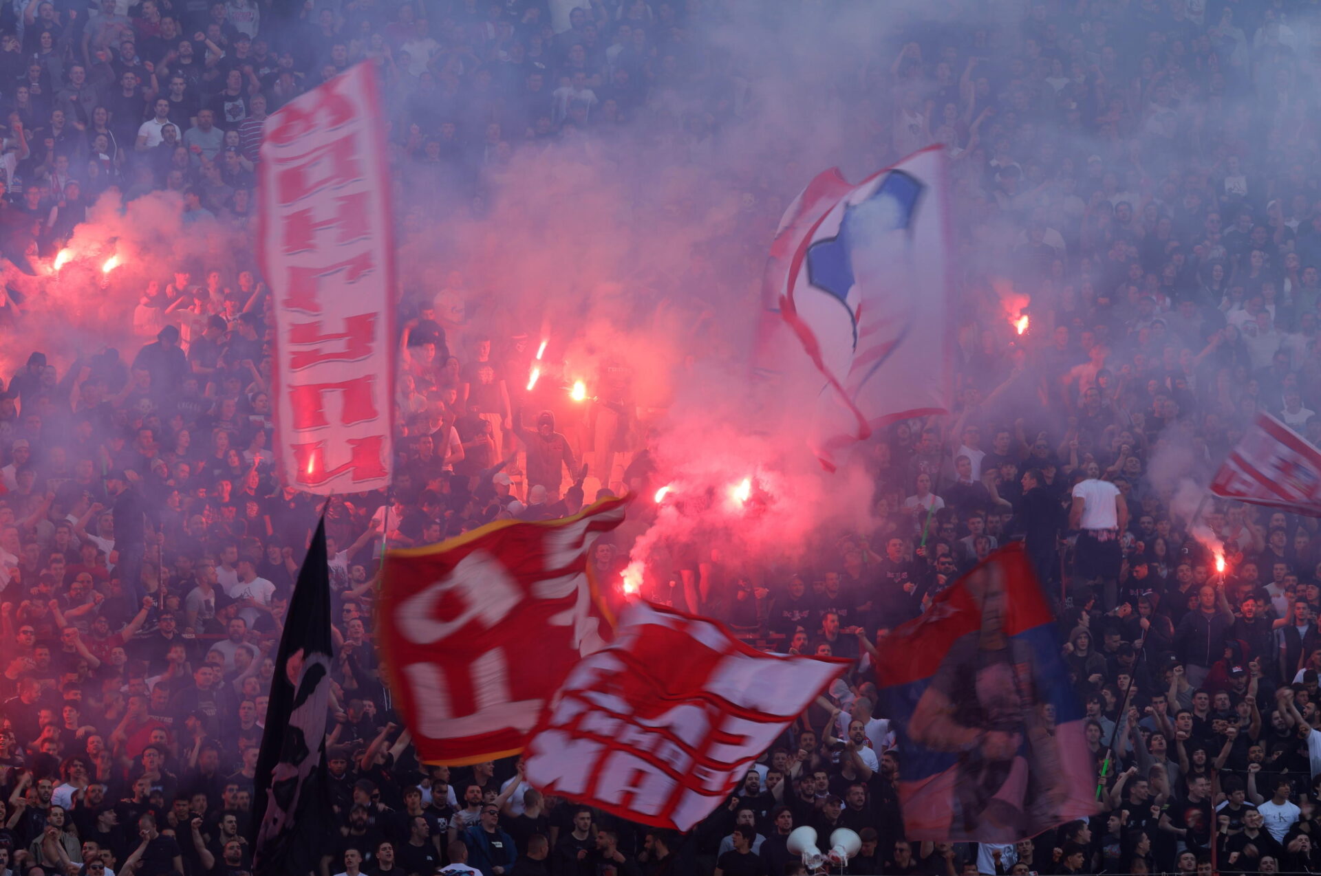 il generale mladic e la stella rossa l8217intreccio tra nazionalismo e ultras nei balcani da It.insideover.com il generale mladic e la stella rossa l8217intreccio tra nazionalismo e ultras nei balcani