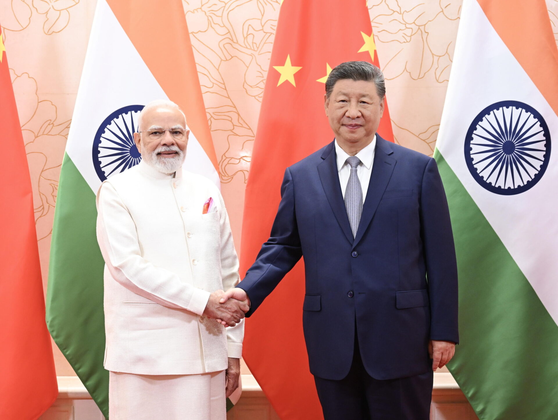 xi arriva da modi india e cina sempre pi249 vicine sotto il segno dell8217economia da It.insideover.com xi arriva da modi india e cina sempre pi249 vicine sotto il segno dell8217economia